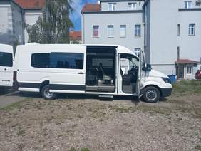 Pokaż zdjęcie: Autobus do przewozu osób z niepełnosprawnościami