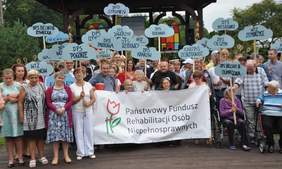 Pokaż zdjęcie: Uczestnicy VII Dożynkowego Spotkania Integracyjnego w Zebrzydowicach