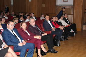 Pokaż zdjęcie: Zaproszeni goście