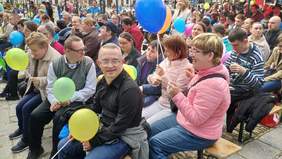 Pokaż zdjęcie: Uczestnicy obchodów w Myślenicach 