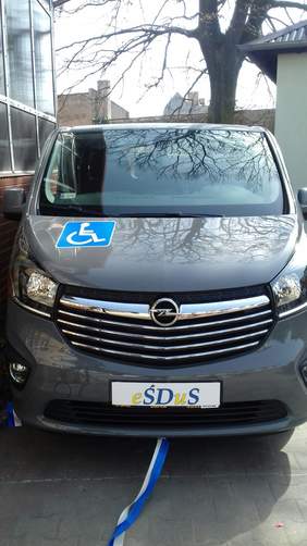 Pokaż zdjęcie: Nowy bus znacznie poprawi jakość życia podopiecznych ŚDS