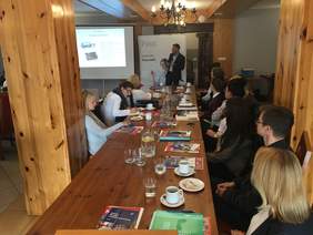 Pokaż zdjęcie: Prezentacja dotycząca sprzętu i oprogramowania dla osób niewidomych i niedowidzących