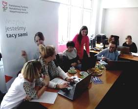 Pokaż zdjęcie: Uczestnicy szkolenia pt.: „Elektroniczne wypełnianie deklaracji w systemie SODiR”