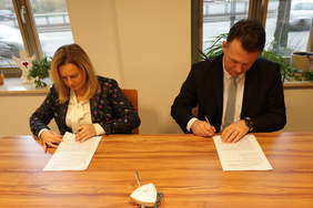 Pokaż zdjęcie: Alicja Żurawska – Starosta Powiatu Kościerskiego oraz Piotr Laska – Wicestarosta Powiatu Kościerskiego