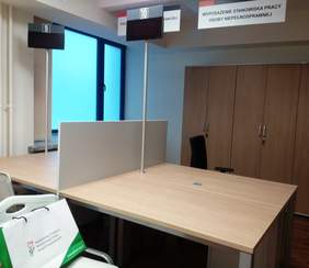 Pokaż zdjęcie: Stanowisko obsługi