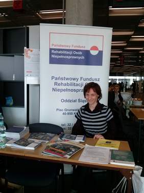 Pokaż zdjęcie: El_bieta_Kraso__-_Oddzia___laski.jpg