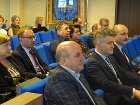 Pokaż zdjęcie: Goście i Prelegenci podczas konferencji