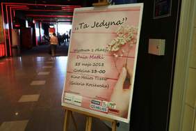 Pokaż zdjęcie: Wystawa z okazji Dnia Matki pt. „Ta Jedyna”