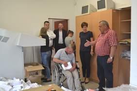 Pokaż zdjęcie: Dyrektor oddziału wielkopolskiego Anna Skupień  i Andrzej Gonia dyrektor oddziału lubuskiego Państwowego Funduszu Rehabilitacji Osób Niepełnosprawnych