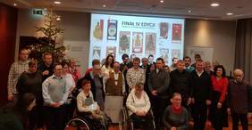 Pokaż zdjęcie: Laureaci IV edycji Konkursu Oddziału Wielkopolskiego PFRON na Kartkę Bożonarodzeniową