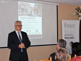 Pokaż zdjęcie: Krzysztof Michałkiewicz Pełnomocnik Rządu ds. Osób Niepełnosprawnych