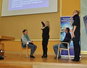 Pokaż zdjęcie: szkolenie prowadzone przez mgr Eunika Lech, prezes Fundacji TON w Poznaniu