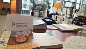 Pokaż zdjęcie: Małe Dni Zdrowia Psychicznego na Wydziale Historycznym UAM w Poznaniu z udziałem Oddziału Wielkopolskiego PFRON 