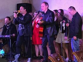 Pokaż zdjęcie: Występ artystyczny