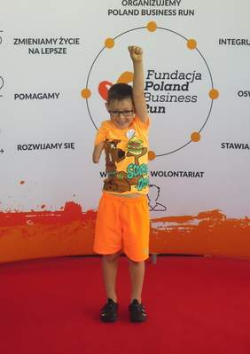 Pokaż zdjęcie: Oliwier - beneficjent Fundacji Poland Business Run 