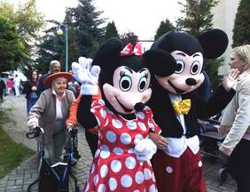 Pokaż zdjęcie: Uczestnicy Pożegnania Lata w Bajkowych Klimatach