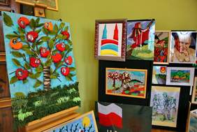 Pokaż zdjęcie: Tkanina i aplikacja zgłoszona do Konkursu Fot. Marzena Mąkosa  Radio Kielce