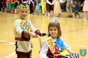 Pokaż zdjęcie: Integracyjny bal  „Radość Wasza - Radość Nasza” w Nowym Sączu