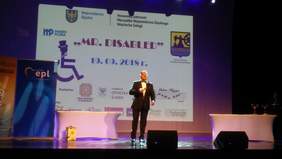 Pokaż zdjęcie: Występ Pana Sylwestra Targosz Szalonek