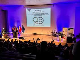 Pokaż zdjęcie: 90 – lecie Zakładu Ubezpieczeń Społecznych (Fot.PIP)