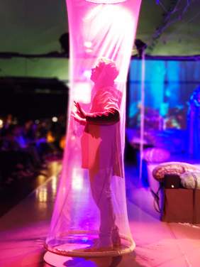 Pokaż zdjęcie: Spektakl "Ongaku. Trzy kamienie" w Operze Krakowskiej