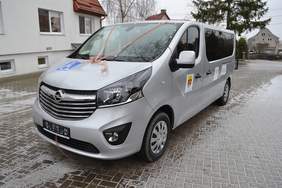 Pokaż zdjęcie: Nowy samochód dla ŚDS w Jedwabnie