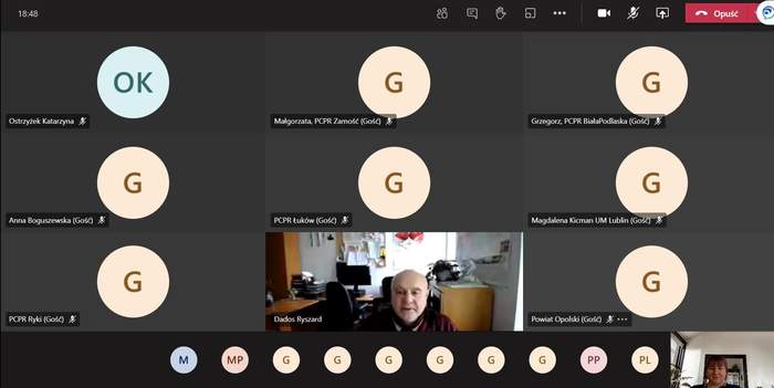 Pokaż zdjęcie: Uczestnicy spotkania online
