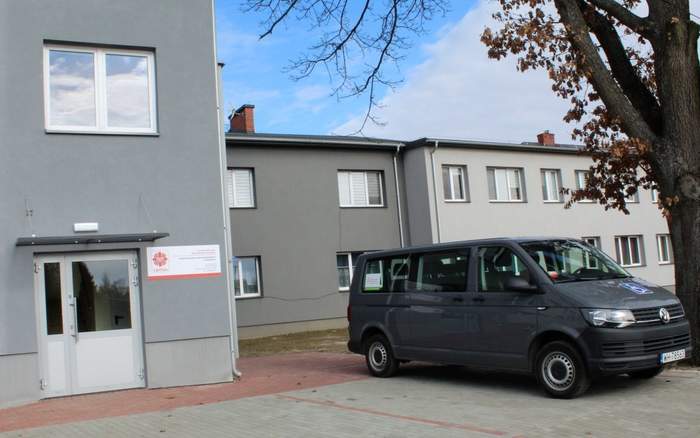 Pokaż zdjęcie: Bus