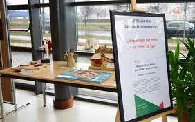 Pokaż zdjęcie: Wystawa