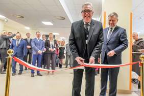 Pokaż zdjęcie: Uroczystość otwarcia nowego skrzydła Wielkopolskiego Centrum Pulmonologii i Torakochirurgii