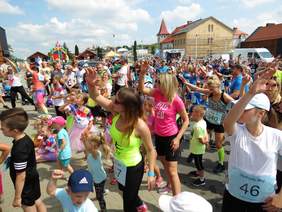 Impreza towarzysząca - tańce podczas pikniku