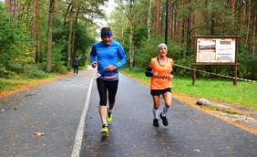 Uczestnicy Mistrzostw podczas biegu