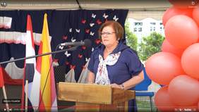 Dyrektor Kujawsko-Pomorskiego Oddziału PFRON - Aleksandra Gierej podczas przemówienia