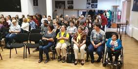 Pokaż zdjęcie: Uczestnicy spotkania z artystami