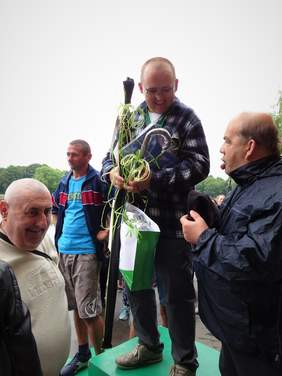 Pokaż zdjęcie: Uhonorowanie zwycięzców XIV Zawodów Wędkarskich