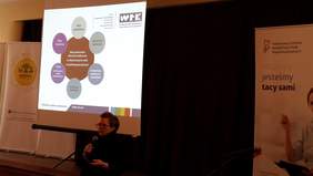 Pokaż zdjęcie: Wystąpienie Justyny Ochędzan, prezeski Wielkopolskiej Rady Koordynacyjnej Związku Organizacji Pozarządowych