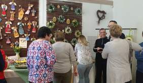 Pokaż zdjęcie: Wernisaż wystawy ŚDS "Perła"