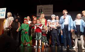 Pokaż zdjęcie: Uroczystość Jubileuszowa w Myślenickim Ośrodku Kultury i Sportu