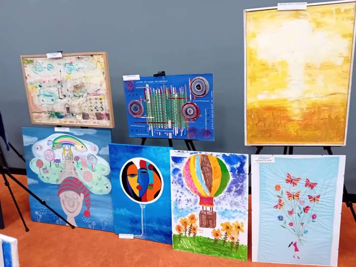 Prace konkursowe eksponowane podczas gali