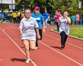 Pokaż zdjęcie: XVIII Powiatowe Igrzyska Dzieci i Młodzieży Niepełnosprawnej w Szamotułach