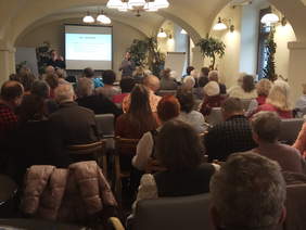 Pokaż zdjęcie: Prelekcje dla zainteresowanych