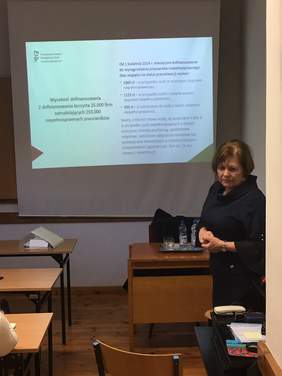 Pokaż zdjęcie: Wykład przedstawicieli PFRON Oddział Kujawsko-Pomorski w Medyczno-Społecznym Centrum Kształcenia Zawodowego i Ustawicznego w Toruniu