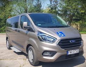 Pokaż zdjęcie: Bus z dofinansowaniem ze środków PFRON dla uczestników Warsztatu Terapii Zajęciowej w Wiardunkach