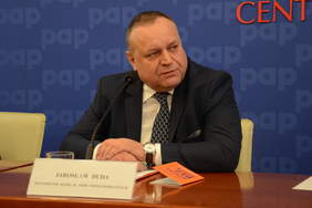 Pokaż zdjęcie: 04.jpg