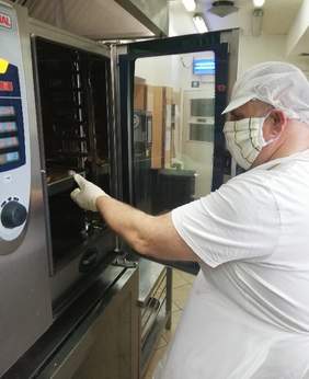 Pokaż zdjęcie: Pracownik ZAZ Misericordia