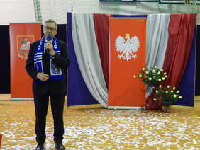 Pokaż zdjęcie: Przemówienie Stanisława Szweda wicministra MRPiPS