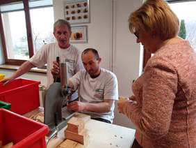 Pokaż zdjęcie: Wizyta dyrektor Marty Mordarskiej w Społdzielni EkoAkcja