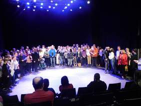 Pokaż zdjęcie: Finał regionalny Ogólnopolskiego Festiwalu Twórczości Teatralno - Muzycznej Osób z Niepełnosprawnością Intelektualną „ALBERTIANA”