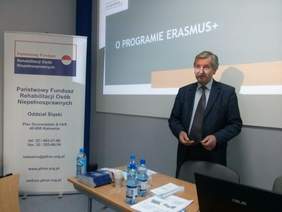 Pokaż zdjęcie: dyr__Jan_Wro_ski.jpg