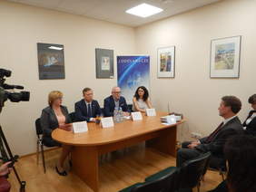 Pokaż zdjęcie: Konferencja prasowa  pn. „Lodołamacze 2017 – nowa odsłona”